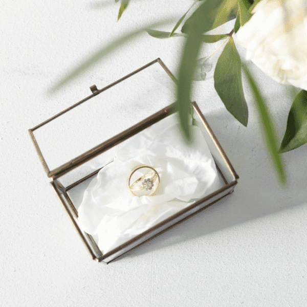 ringendoosje goud ringendoosje goud geschikt voor bruiloft decoratie