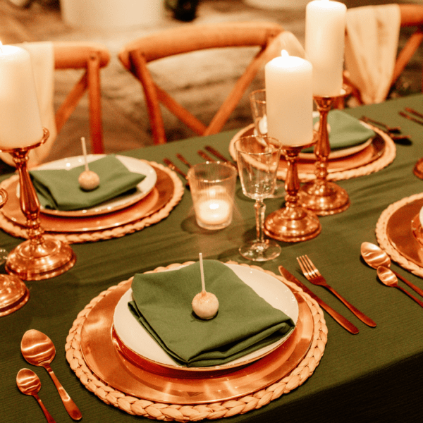 tafel koper met donkergroen kerst tafel koper met donkergroen