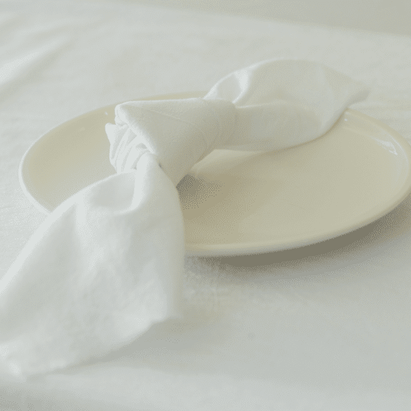servet en tafelkleed wit servet en tafelkleed wit voor bruiloftdecoratie