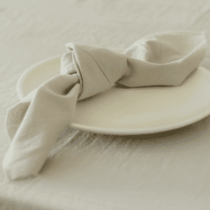 servet en tafelkleed beige servet en tafelkleed beige geschikt voor bruiloft decoratie