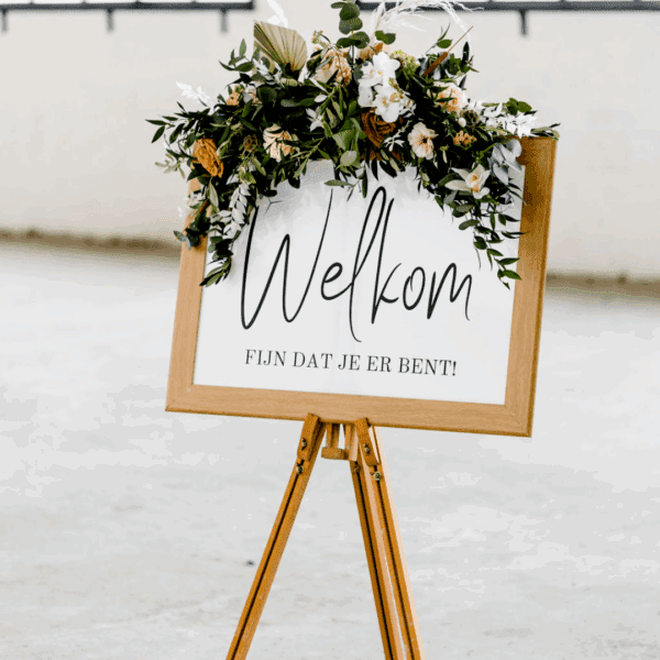 schildersezel hout met welkomsbord Houten schildersezel geschikt voor welkomsbord bruiloff decoratie