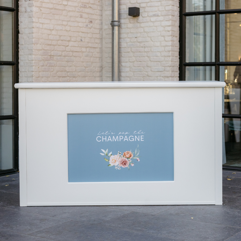 Voorplaat: Let's pop the champagne. Zijkanten wit. +€25.00
