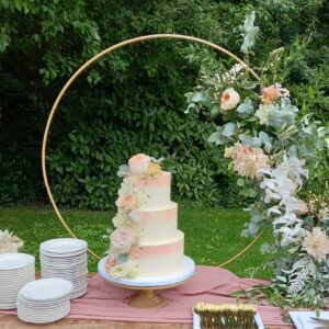 taart ring decoratie bruidstaart versieringen huren styling bruiloft