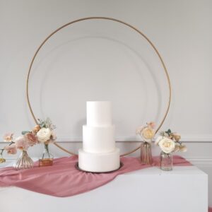 bloemenvaasje goud bruiloft vaasjes huren bruiloft helder glas met goud accent strepen bloemen aankleding huren