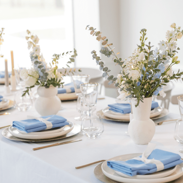 tafeldecoratie blauw-wit-goud servet ijsblauw geschikt voor decoratie bruiloft en 21-diner