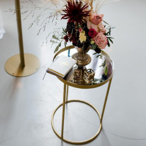 bijzettafel geschikt voor bruiloftdecoratie