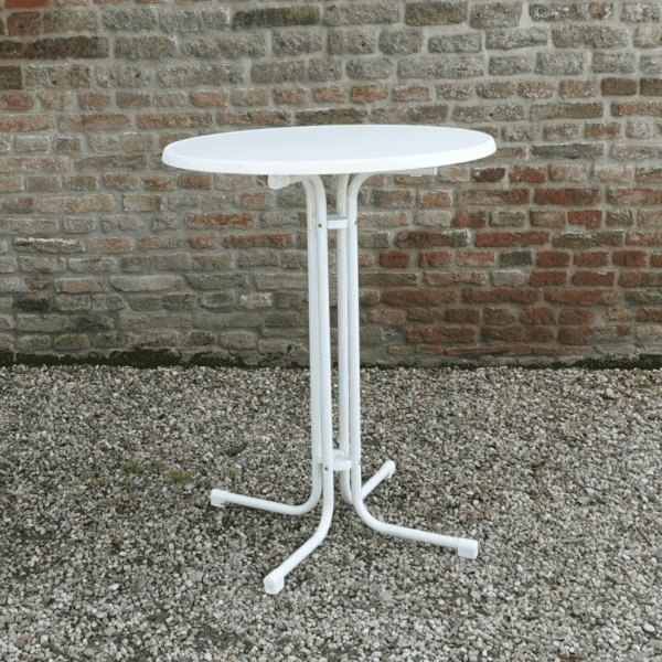 statafel met smalle poot statafel met smalle poot geschikt voor bruiloft decoratie