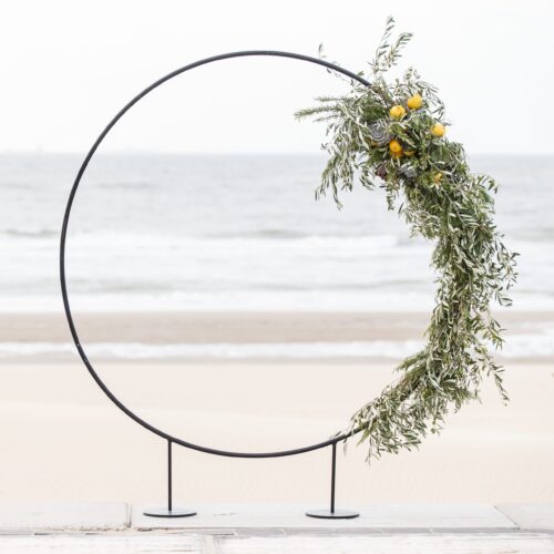 huren backdrop rond circel metaal zwart