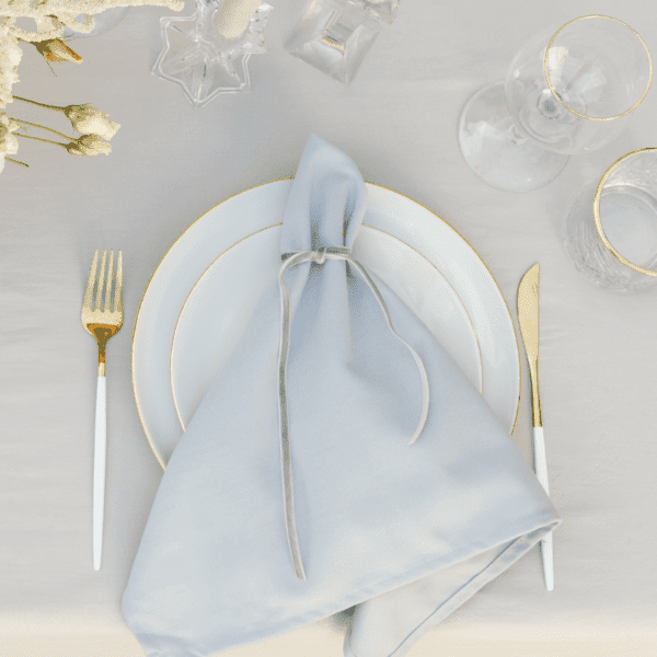 dinerbord wit met gouden rand dinerbord wit met gouden rand geschikt voor bruiloft decoratie