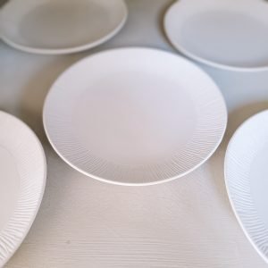 bord met relief dinerbord wit met reliëf geschikt voor bruiloft decoratie