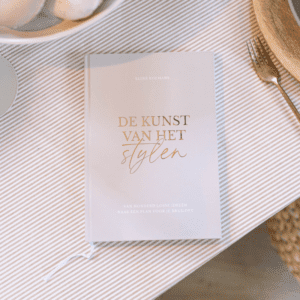 de kunst van het stylen bruiloft boek boek voor bruiloft decoreren. perfect voor bruiden die zelf hun bruiloft aankleding willen doen