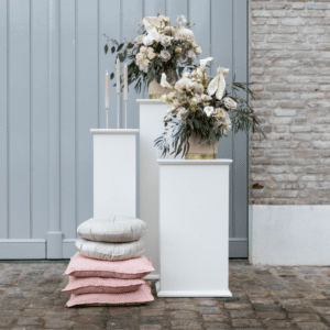 Vierkante sokkel voor babyshower en kraamfeest