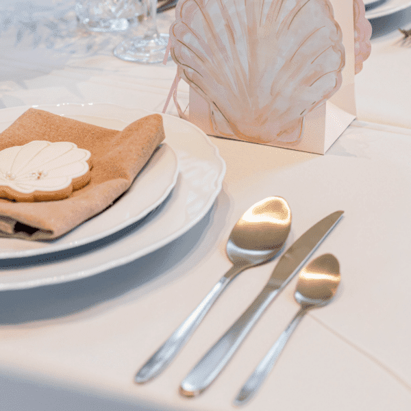 champagne goud bestek voor bruiloft tafel champagne goud bestek voor bruiloft tafel