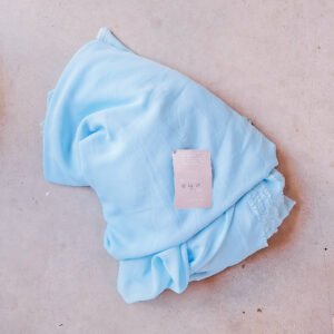 Babyblauw outlet tafelloper bruiloft Babyblauwe outlet tafelloper stof voor bruiloft en tafeldecoratie