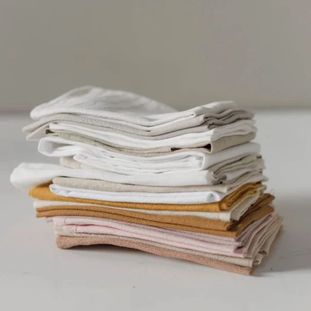 De laatste paar uurtjes van onze kortingsactie zijn ingegaan! Dit is dan ook gelijk de laatste reminder. Alle huuritems doen mee! Van servet tot trouwbankje en van bestek tot backdrop + alles wat er tussen zit! 

Als je nog items nodig hebt voor je bruiloft, feest of diner kun je nog tot vanavond 23.00 uur bestellen met 15% korting op de huuritems! 

Vanaf volgende week gelden weer de normale prijzen! Zo gek doen we namelijk maart heel soms, je krijgt nou ook niet dagelijks een nieuwe site! En dat vieren we dus nog heel even! 

Code ALLES15 

#felinestyling #felineverhuur #bruiloftdecoratie